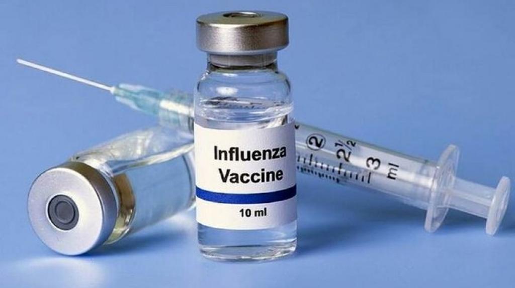 چه بیمارانی واکسن رایگان آنفولانزا می‌گیرند؟